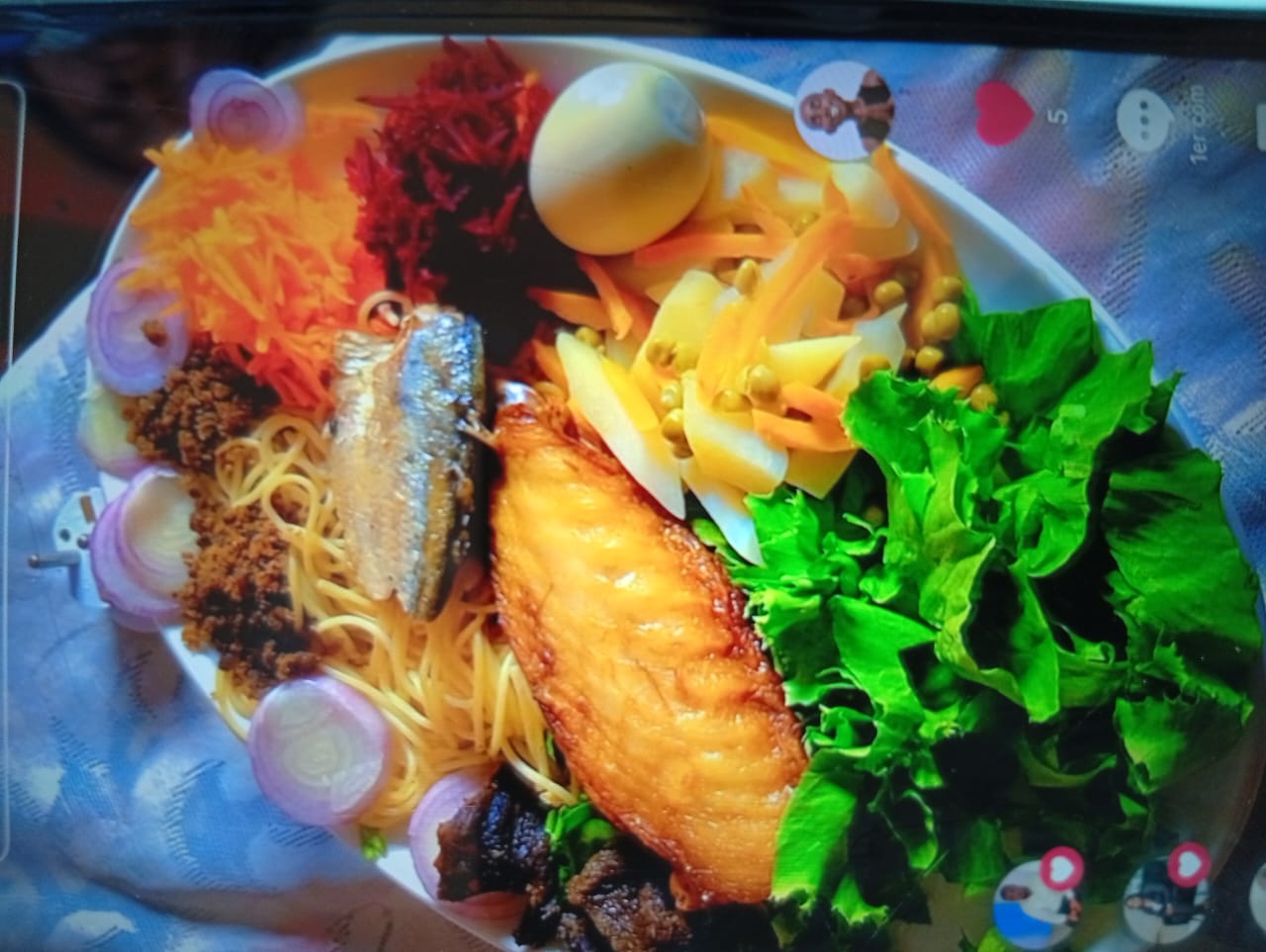 Salade avec crudités